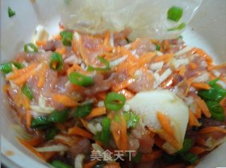 千张肉卷的做法步骤：2