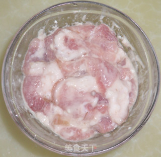 盐白菜滑肉片汤的做法步骤：3