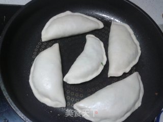 韭菜盒子的做法步骤：7