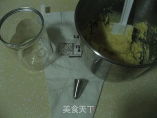 黄油香草曲奇饼的做法步骤：17