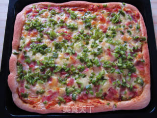 想吃PIZZA？家庭版懒人自制——青椒培根PIZZA的做法步骤：17
