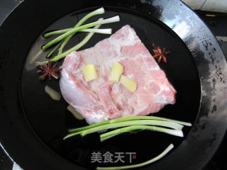 梅干菜扣肉的做法步骤：3