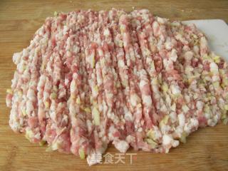 【最适合夏天解馋的美食】炸三鲜萝卜盒子的做法步骤：5