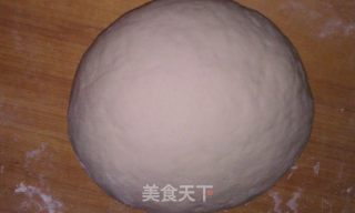 电饼铛花边披萨的做法步骤：3