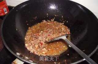 牛肉酸菜包的做法步骤：4