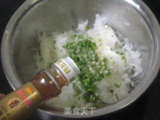 香葱萝卜丝蒸饺的做法步骤：4