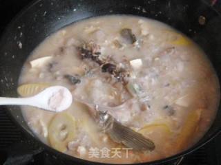 春笋豆腐鲈鱼头汤的做法步骤：8