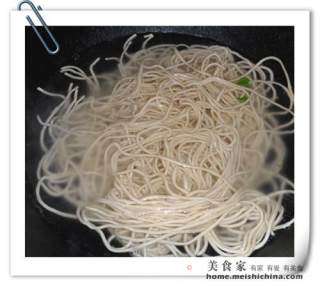 番茄牛肉面的做法步骤：10