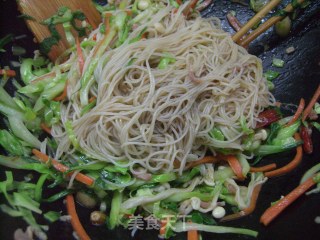 培根杂疏炒米粉的做法步骤：13