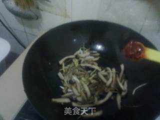 鱼香肉丝的做法步骤：5