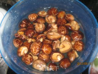 家常红烧肉的做法步骤：2
