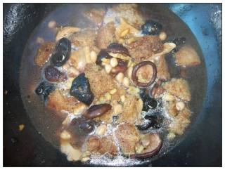 四鲜烤麸的做法步骤：4