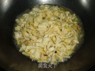 尖椒豆皮的做法步骤：8