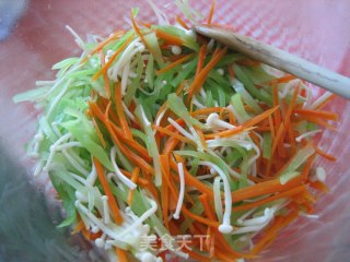 莴笋呛拌三素的做法步骤：5