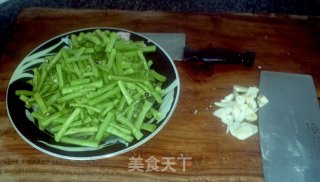 肉蛋大抄豆角的做法步骤：1