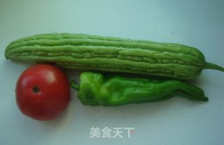 素炒苦瓜的做法步骤：1