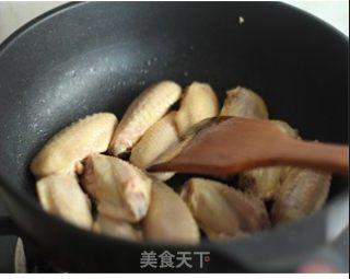 鸡翅控绝对不能错过的抗流感美味——可乐姜汁鸡翅的做法步骤：3