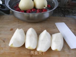 【适合夏天食用的水果】红果酥梨羹的做法步骤：4