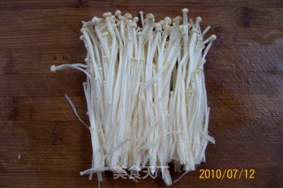 清蒸金针菊花鱼的做法步骤：1