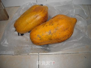 木瓜腰豆鲫鱼汤的做法步骤：1