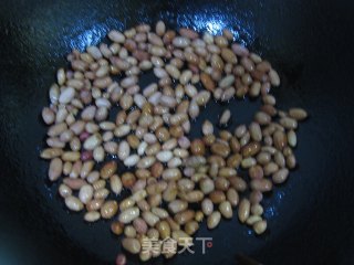 老醋花生的做法步骤：3
