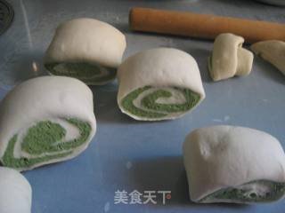 艾香花卷的做法步骤：11