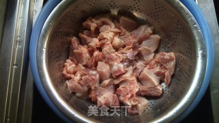 美味的霉笋蒸排骨的做法步骤：1