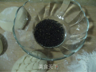 刺猬豆沙包的做法步骤：5
