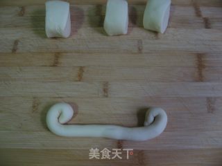 腊肠卷，蝴蝶卷的做法步骤：4