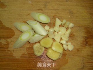 红烧带鱼的做法步骤：5