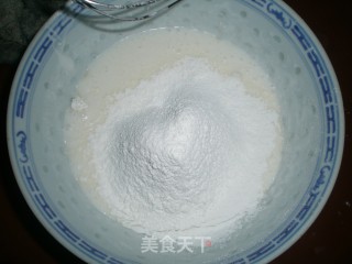巧克力围边双莓蛋糕的做法步骤：3