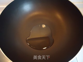 油闷茭白---简单一步让油闷菜有滋有味的做法步骤：2