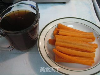 胡萝卜煮的做法步骤：1