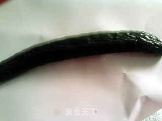5.13给外婆做的凉拌黄瓜的做法步骤：1