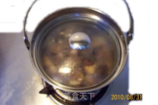 蒜蓉麻油焖茄子 扬州干丝蒸菊花 丁香八宝鸭腿煲 “免火再煮一锅焖”的做法步骤：22