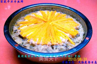 蒜蓉麻油焖茄子 扬州干丝蒸菊花 丁香八宝鸭腿煲 “免火再煮一锅焖”的做法步骤：29