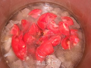 西红柿炖牛腩的做法步骤：5