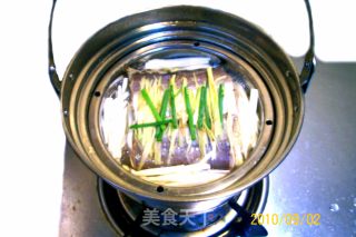 葱姜茭白蒸鳗香 五香红焖五花肉 “免火再煮一锅焖”的做法步骤：12