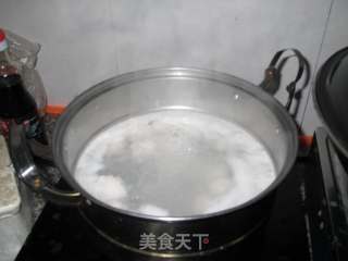 自制猪肉丸的做法步骤：9