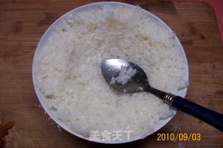 葡萄豆沙八宝饭 太子八宝焖乳鸽 “免火再煮一锅焖”的做法步骤：5