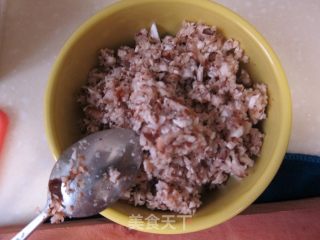 美味锅贴的做法步骤：2