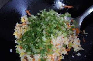 胡萝卜青菜炒饭的做法步骤：6