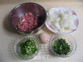 冬瓜肉丸汤的做法步骤：1