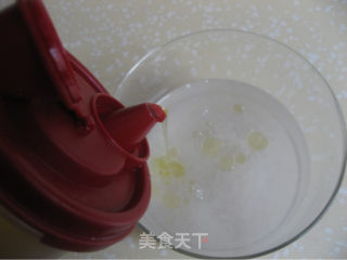 皮蛋瘦肉粥的做法步骤：2