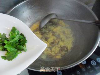 平菇鸡蛋汤的做法步骤：9