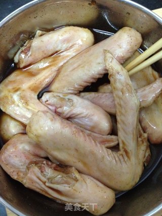 蒜香烤鸡翅的做法步骤：2