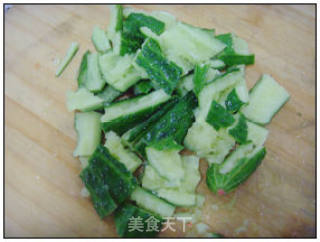 凉拌黄瓜的做法步骤：1