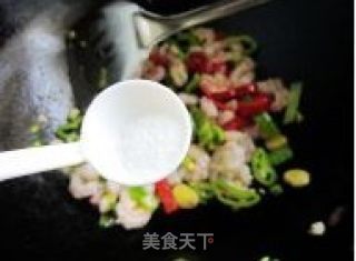 爆炒虾仁的做法步骤：7