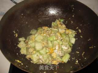 丝瓜炒鸡蛋的做法步骤：7