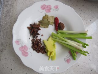 东北菜脊骨炖小白菜的做法步骤：3